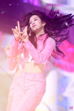 Inkigayo (April 24, 2022)