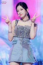 Show Champion (April 13, 2022)