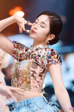 Inkigayo (April 17, 2022)