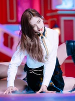 Inkigayo (December 5, 2021)