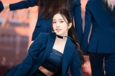 Inkigayo (January 9, 2022)
