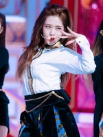 Inkigayo (December 5, 2021)