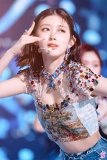 Inkigayo (April 17, 2022)