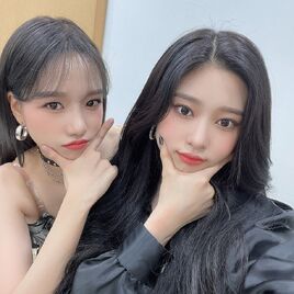 Yuri and Minju Selca