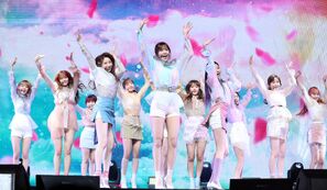 IZ*ONE