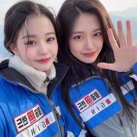 Annyeongz Selca (1)