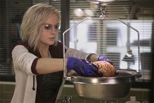 IZombie-1.01-630x420