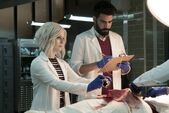 IZOMBIE 301 001