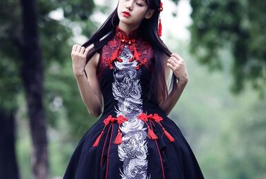 Lolita Fashion - A Look Into Japan's Kawaii Trend - Traveling Pari