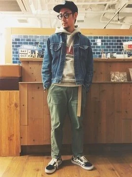 Large 4cf7dd8f-6fa8-474c-a7a1-711f25b0013e