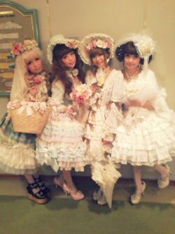 OTT Lolita, Japanese Fashion Wikia