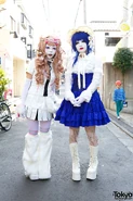 Japanese-Shironuri-Fashion-Harajuku-083.jpg (385 KB)