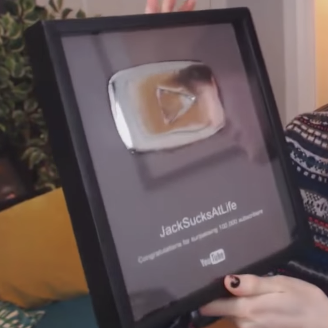 Fake JackSucksAtLife Play Button, Jack's Play Buttons Wiki