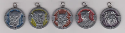 Five Dark Chi Amulets with the King of the Shadowkhan Special - Daolon Wong, Shadowkhan, Oni Mask #7, Oni Mask #3, Tarakudo