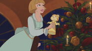 Beauty-beast-christmas-disneyscreencaps.com-111