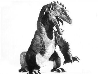 Rhedosaurusattackblank