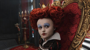 Alice-In-Wonderland-Queen-Of-Hearts-Chair