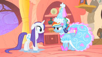 Rarity-and-Rainbow-Dash-my-little-pony-friendship-is-magic-33884651-866-486
