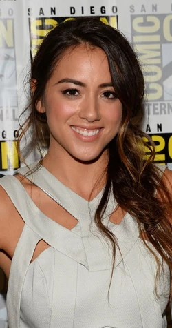 Chloe Bennet