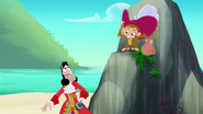 Monkey&Hook-Pirate-Sitting Pirates