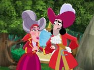 Hook&Mama Hook-Captain Hook's New Hobby