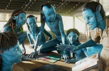 Jóvenes Na'vi aprendiendo.