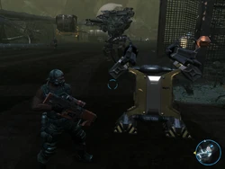 MBS-22A (z lewej ) w grze Avatar: The Game