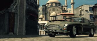 The DB5 during an Istanbul cut-scene in Blood Stone (2010).