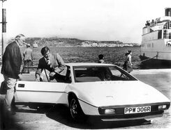 Lotus Esprit promotional photograph (1)