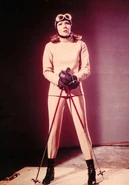 Tracy Bond (image promotionnelle 5).jpg (200 kio) Image promotionnelle