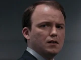 Bill Tanner (Rory Kinnear)