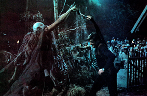 Bondwiki LNLD73 BondVsSamedi DuelPhoto1