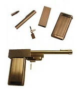 Goldengun 1.jpg (23キロバイト) 黄金銃とその部品