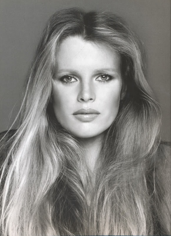 kim basinger bond