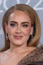 Adele, interprète de la chanson.