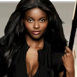 Summer Halliday - Profile