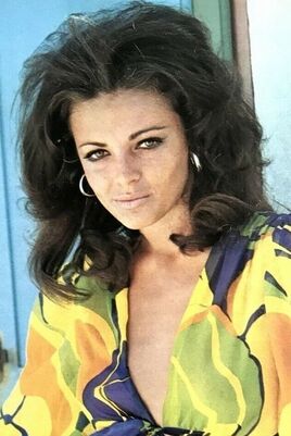 Helena Ronee