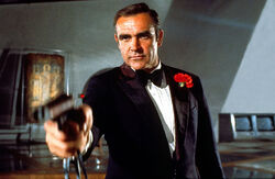 Sean-Connery-DIAMONDS-ARE-FOREVER-Gun