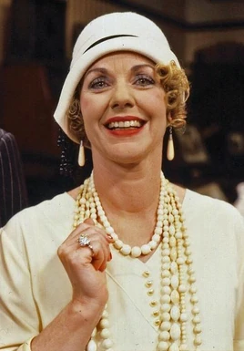 Angela Scoular - Profile