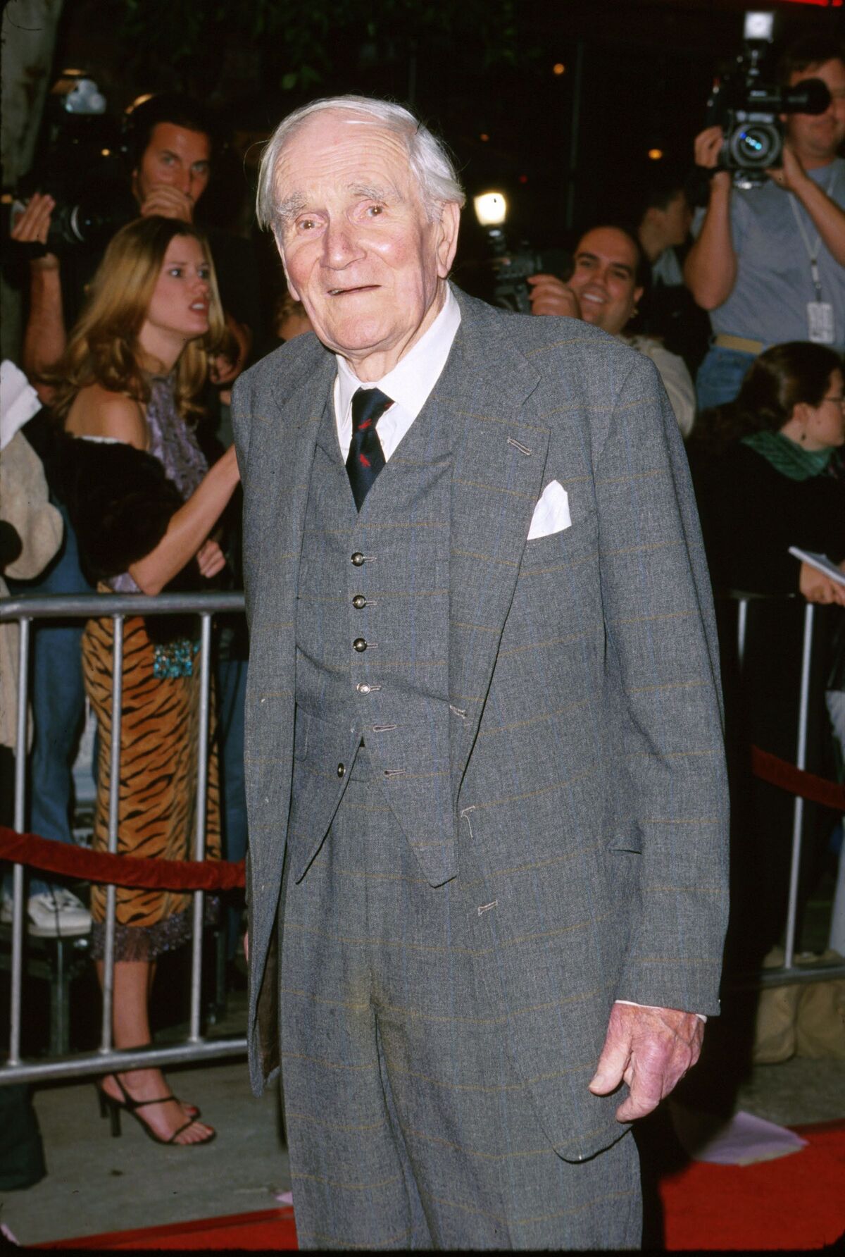 Desmond Llewelyn James Bond Wiki Fandom