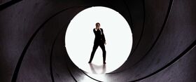 Quantum of Solace - Gun Barrel