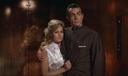 Dr. No - Bond and Honey in clothes