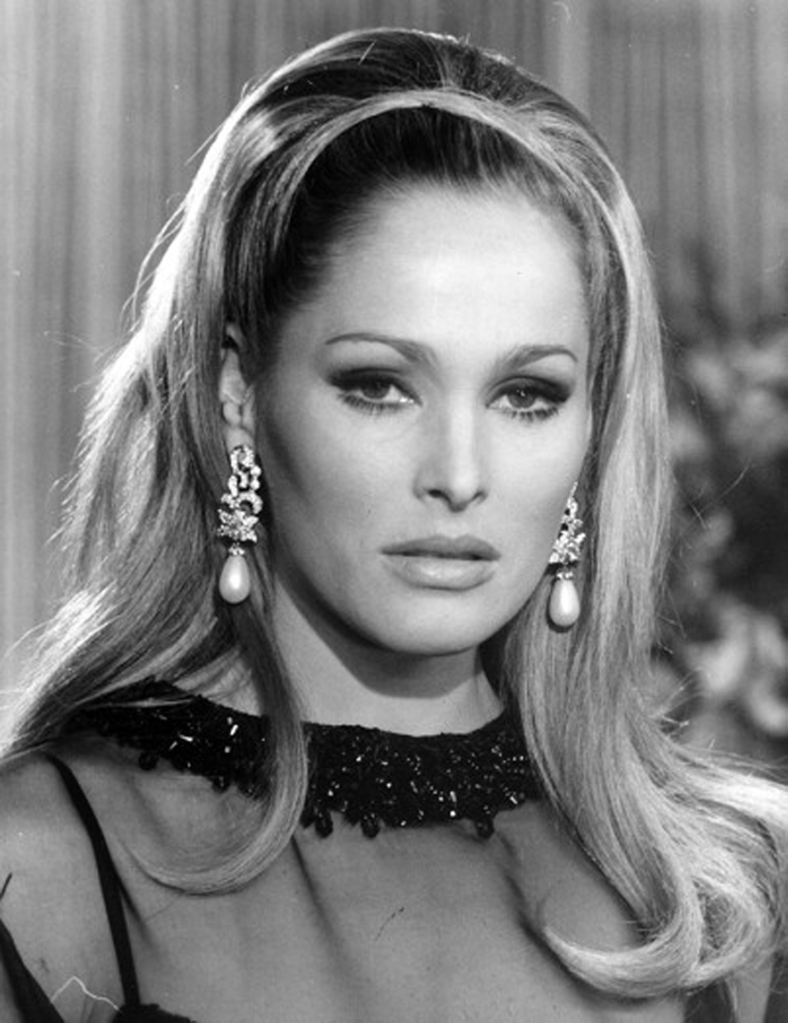 Iconic belt used by Ursula Andress in Dr. No belonged to the Royal