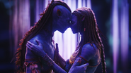 Avatar Rerelease Kiss Still