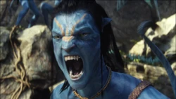 3D Version: red/cyan,&nbsp;cross-eyedJake hissing at an ikran during Iknimaya.