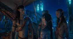 Jake, Lo'ak and Neytiri