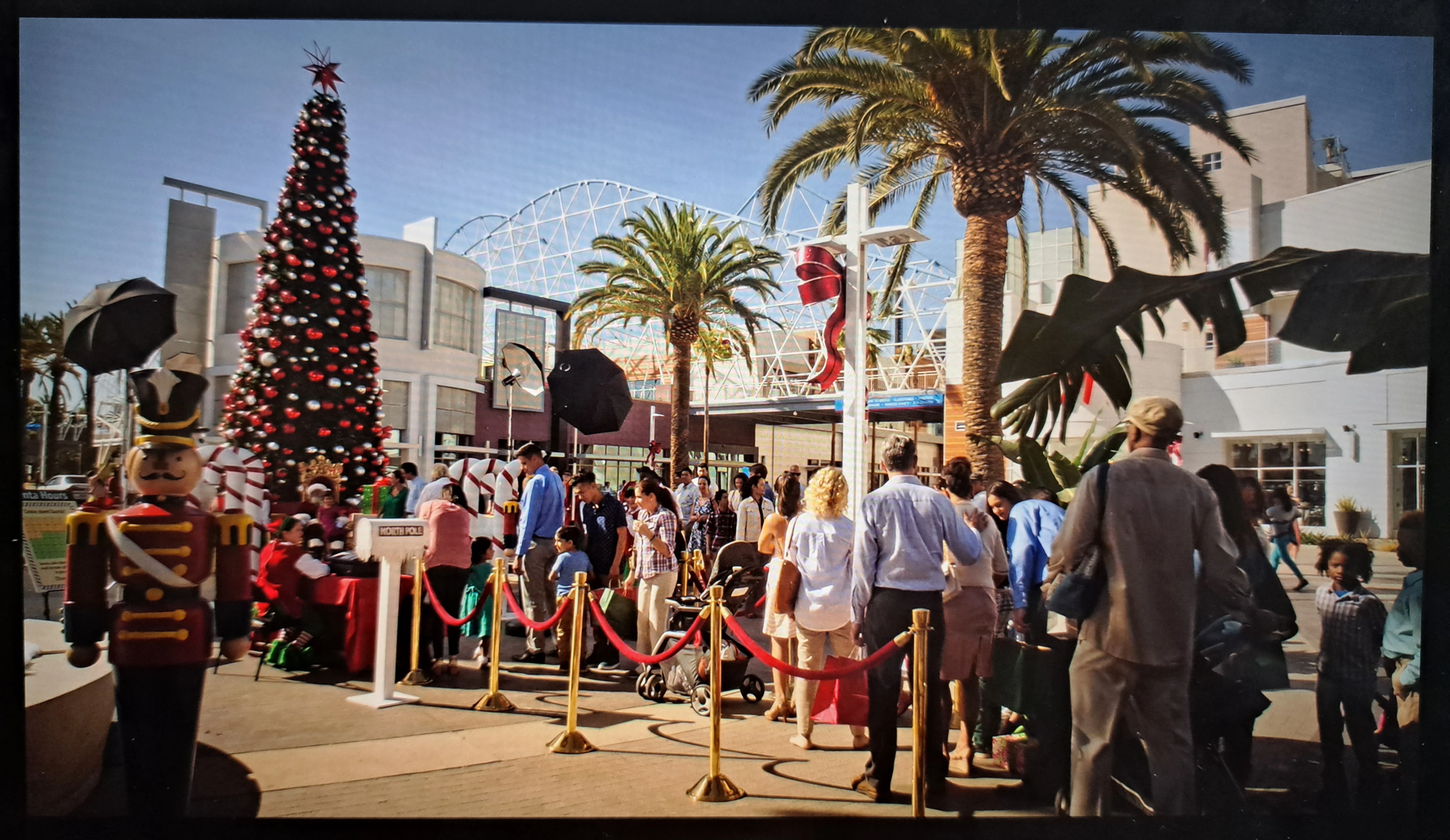 Outdoor mall | Jane the Virgin Wiki | Fandom