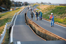 Japan-Tsunami-Earthquake-2011-pictures-1-