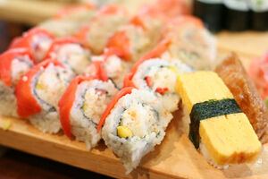 Nigiri sushi.jpg
