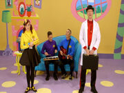 MissPollyHadADolly-Wigglehouse.jpg